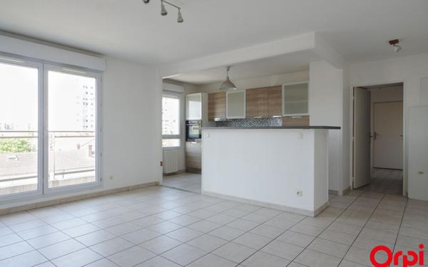 Appartement à louer    3 pièces •  Lyon 8