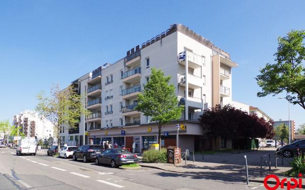 Appartement à louer    3 pièces •  Lyon 8