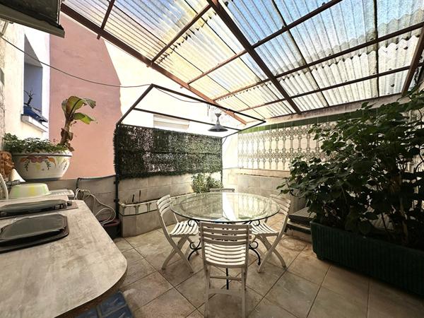 Maison de ville à Argelès Village 139 m² habitables avec extérieurs, stationnement et fort potentiel