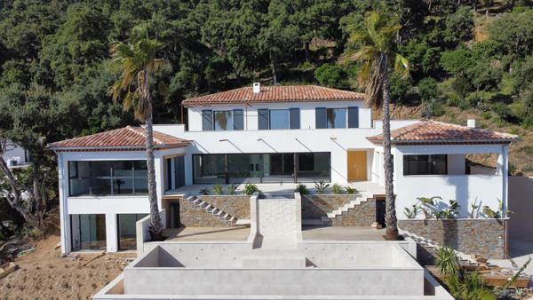 Maison à vendre  8 pièces - 292 m2 CAVALAIRE SUR MER - 83