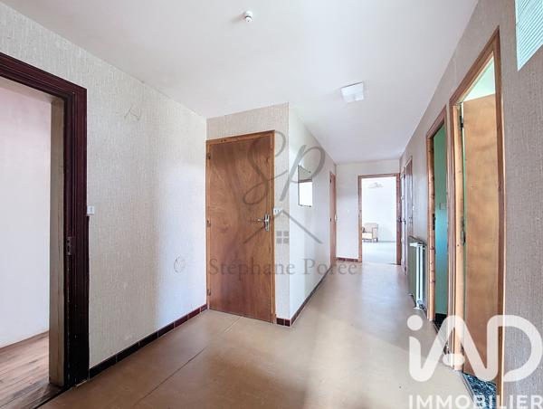 Maison à vendre 6 pièces 230 m² Lendou-en-Quercy