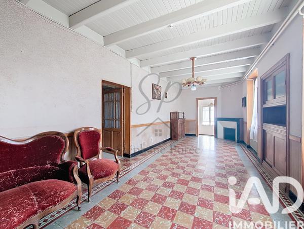 Maison à vendre 6 pièces 230 m² Lendou-en-Quercy