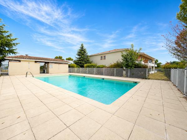 Appartement
         2 pièces
        - 42 m² Exclusivité 129 900 € *