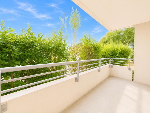 Appartement
         2 pièces
        - 42 m² Exclusivité 129 900 € *