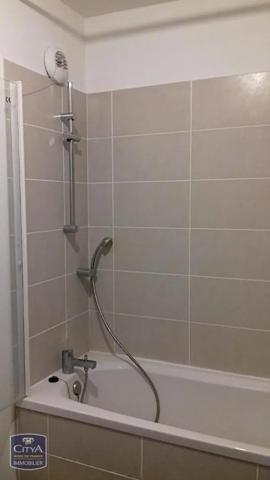 Appartement à louer 2 pièces 45.15m² La Madeleine (59110)
