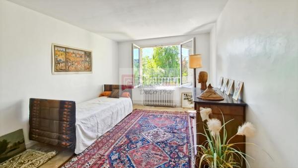 Maison quartier VATONNE 7 pièces 160 m2 calme et grand jardin