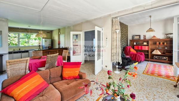 Maison quartier VATONNE 7 pièces 160 m2 calme et grand jardin