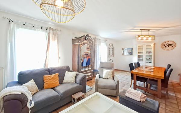 Maison à vendre    5 pièces •  Beaumont-de-Lomagne