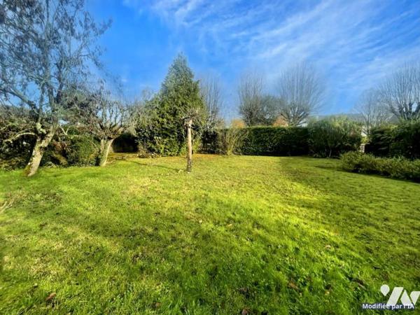 Maison quatre chambres, garage et jardin