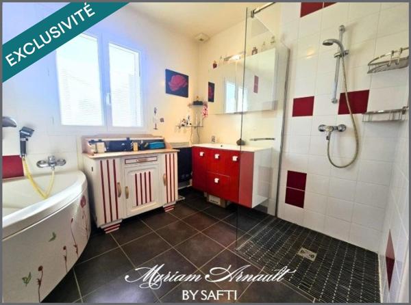 Maison 2011 Plain-Pied 152 m², 4 chambres sur terrain de 4811 m²