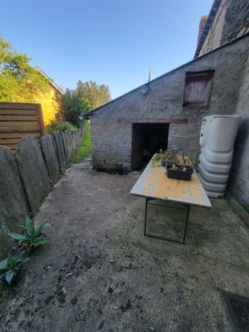 MAISON DE BOURG T4, TREFFIEUX