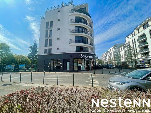 APPARTEMENT DERNIER ÉTAGE AVEC TERRASSE - 3 pièces 63 m² à THIAIS