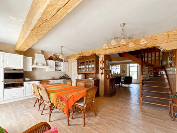 Maison 6 pièces - 200 m²