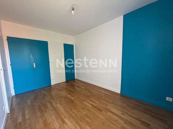 Appartement 2 Pièces avec Balcon, cave, en dernier étage - 69500 BRON