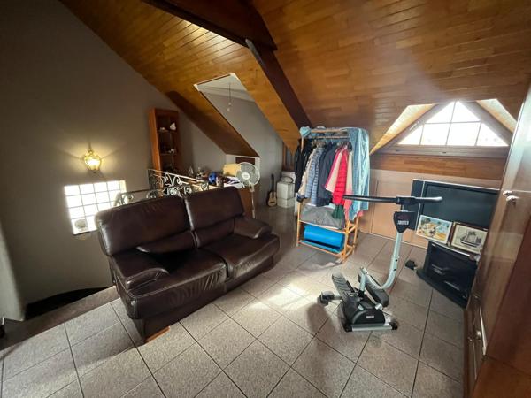 Drancy (93700) Maison de 3 chambres avec courette et grand garage