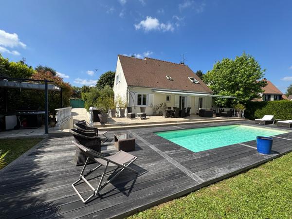 Maison familiale avec piscine privée sans vis-à-vis