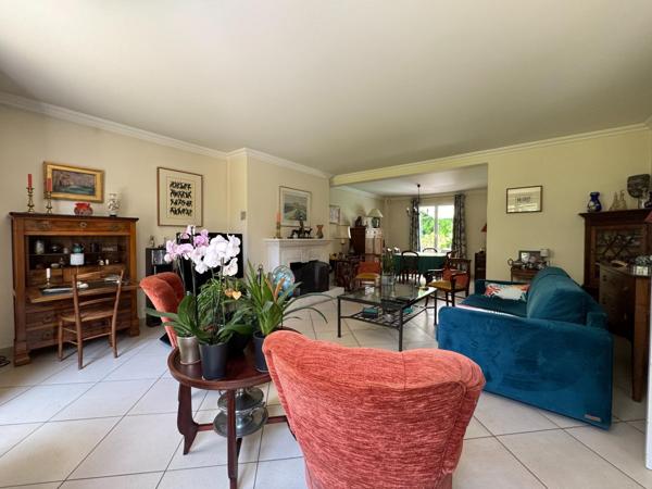 Maison familiale avec piscine privée sans vis-à-vis