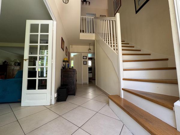 Maison familiale avec piscine privée sans vis-à-vis