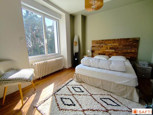 Maison de 170 m2 entièrement rénovée, commodités à pied