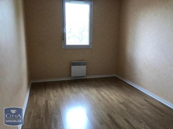 Appartement à louer 4 pièces 74.13m²