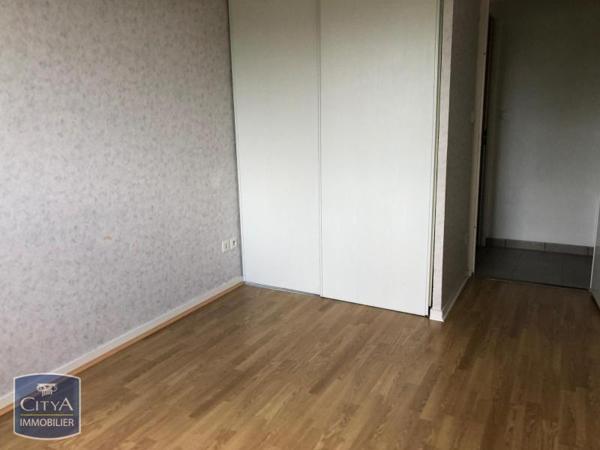 Appartement à louer 4 pièces 74.13m²