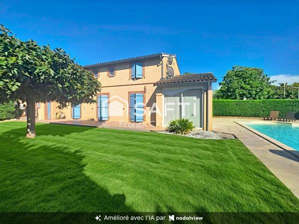 Magnifique traditionnelle avec piscine