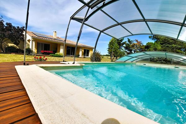 Villa plain-pied,155m² habitables, jardin, garage, piscine