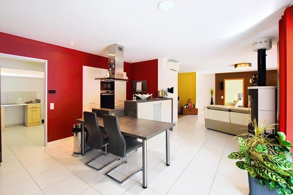 Villa plain-pied,155m² habitables, jardin, garage, piscine