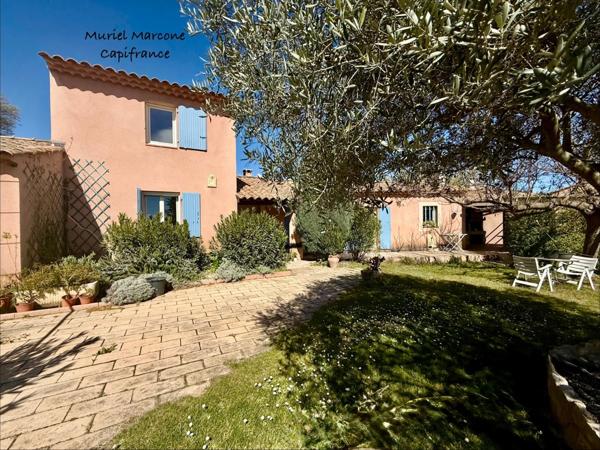 Maison à vendre 6 pièces 197 m2 avec dépendances CADENET (84)