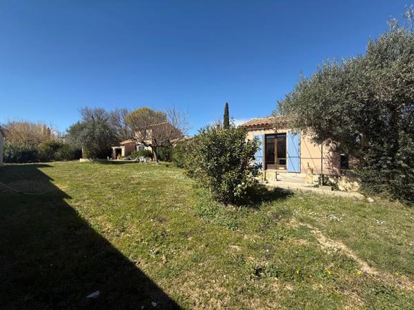 Maison à vendre 6 pièces 197 m2 avec dépendances CADENET (84)