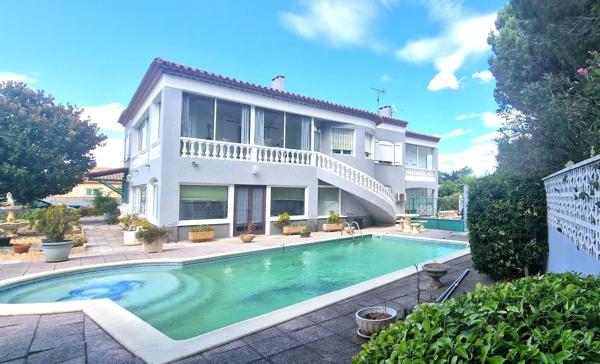 Maison 11 pièces 398 m2