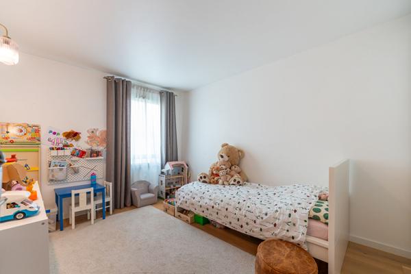 EXCLUSIVITÉ - 5 pièces à vendre en parfait état avec terrasse en centre ville