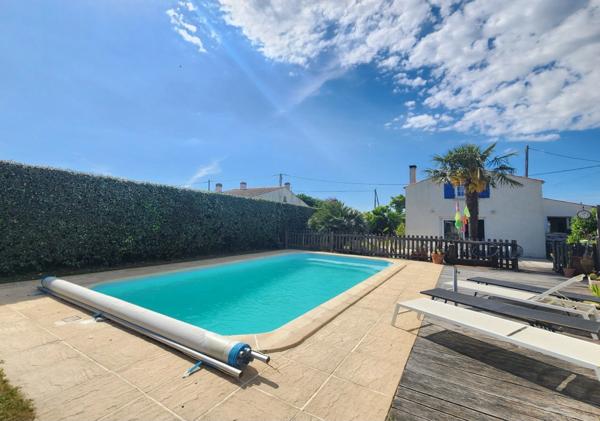 Maison individuelle + garage avec piscine – 102 m² – Exposition plein Sud - Terrain 623 m² – À 1 km de la plage (zone blanche) DOLUS D'OLERON