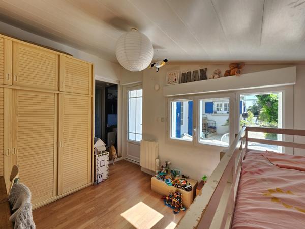 Maison individuelle + garage avec piscine – 102 m² – Exposition plein Sud - Terrain 623 m² – À 1 km de la plage (zone blanche) DOLUS D'OLERON