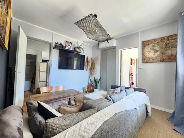 Maison individuelle + garage avec piscine – 102 m² – Exposition plein Sud - Terrain 623 m² – À 1 km de la plage (zone blanche) DOLUS D'OLERON