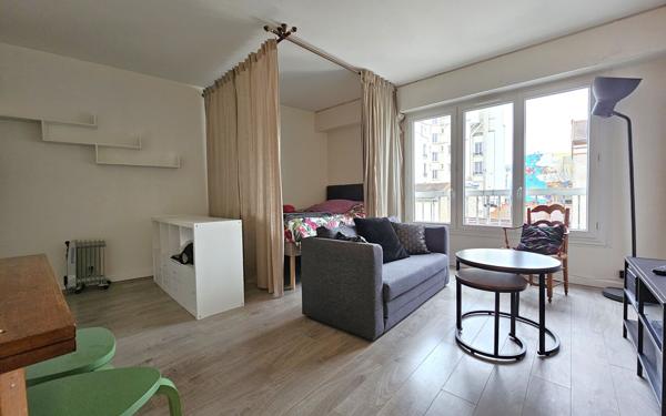 Appartement à louer    1 pièce • 28,62 m2 Vanves