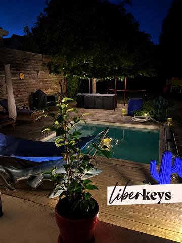 Maison 127m² avec piscine, jardin, terrasse, sous-sol et double parking à Gagny