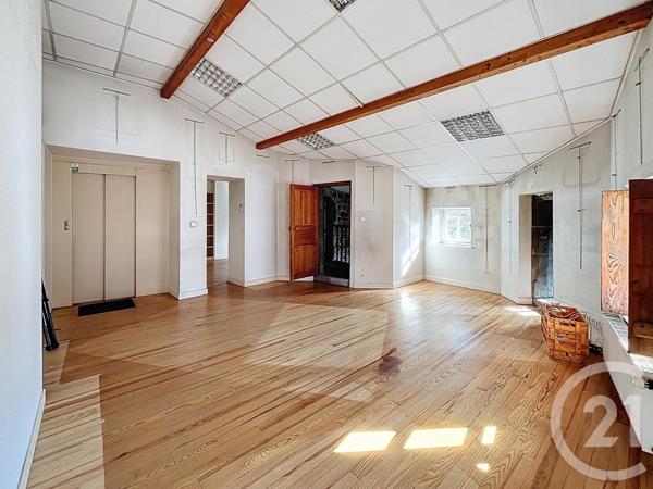 Immeuble à vendre  140 m2 RIOM - 63