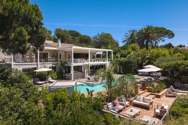 A vendre - Villa avec magnifique vue mer dans un domaine sécurisé -  Ramatuelle/Saint-Tropez
