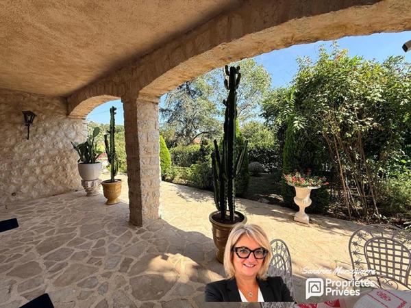 VENCE SAINTE-ANNE - PROPRIÉTÉ DE CARACTÈRE 155 M²