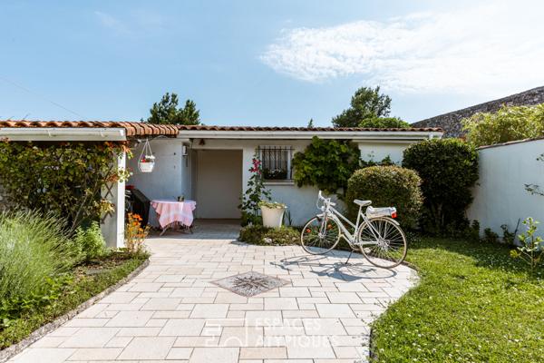 Villageoise romantique revisitée