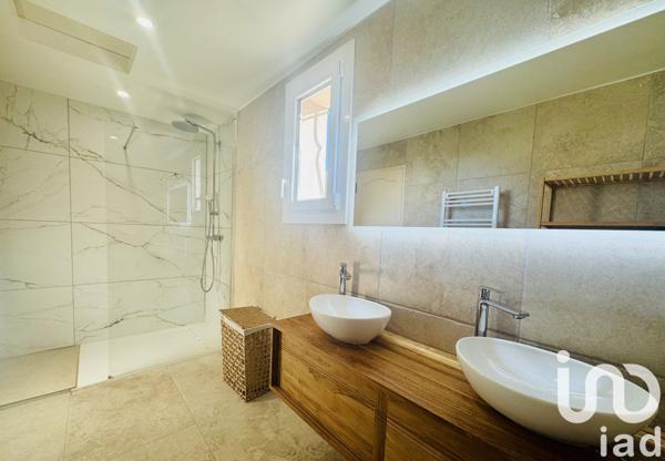 Maison à vendre 6 pièces 145 m² Saint-Raphaël