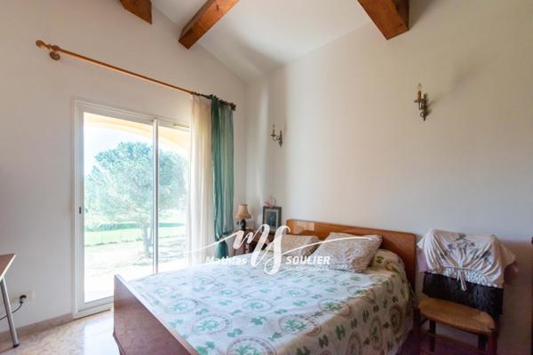 Villa de 230 m² - À PIED DE LA PLAGE