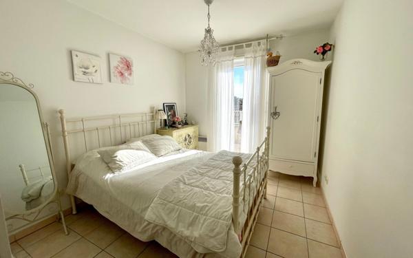 Appartement à vendre    2 pièces • 40,06 m2 Marseille 13