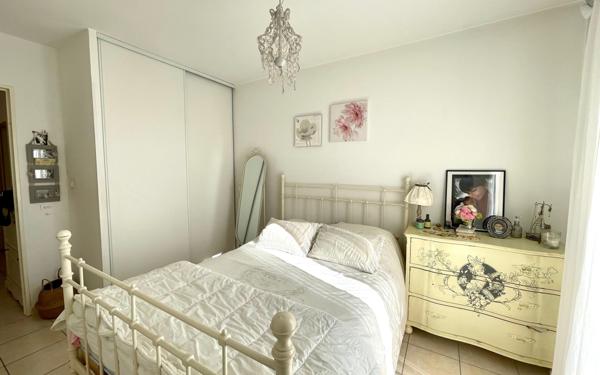 Appartement à vendre    2 pièces • 40,06 m2 Marseille 13