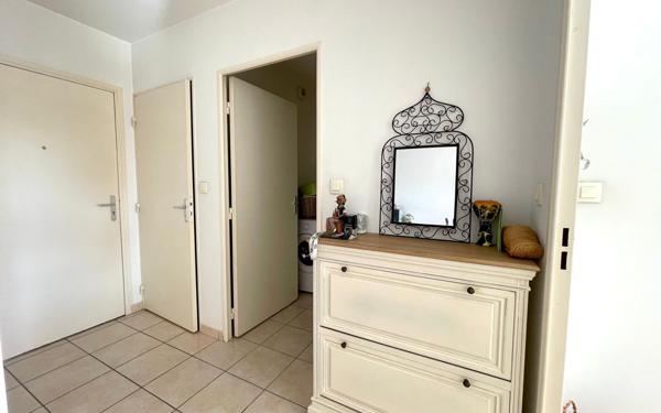 Appartement à vendre    2 pièces • 40,06 m2 Marseille 13