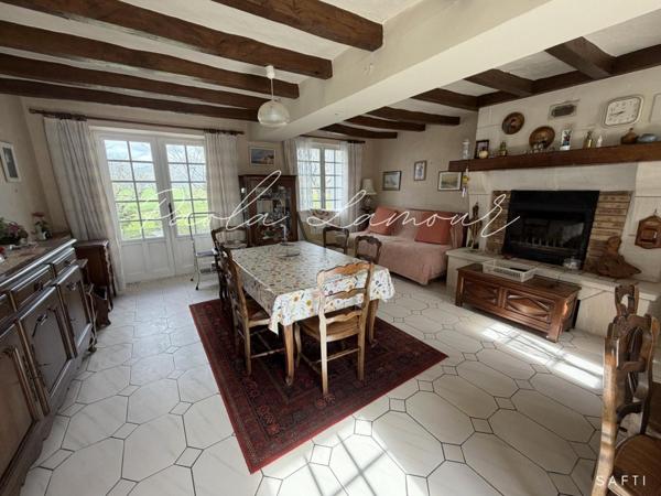 Superbe longère et ses dépendances sur plus d'un hectare