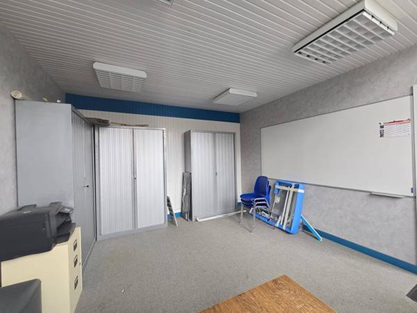 Local professionnel 190 m² – Lourches (59) – Idéal activités de santé