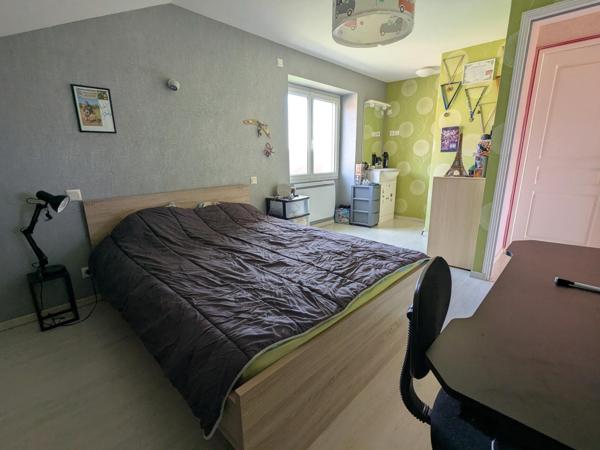 Grande maison rénovée dans un hameau à 20mn de Figeac