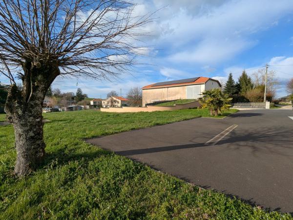 Grande maison rénovée dans un hameau à 20mn de Figeac